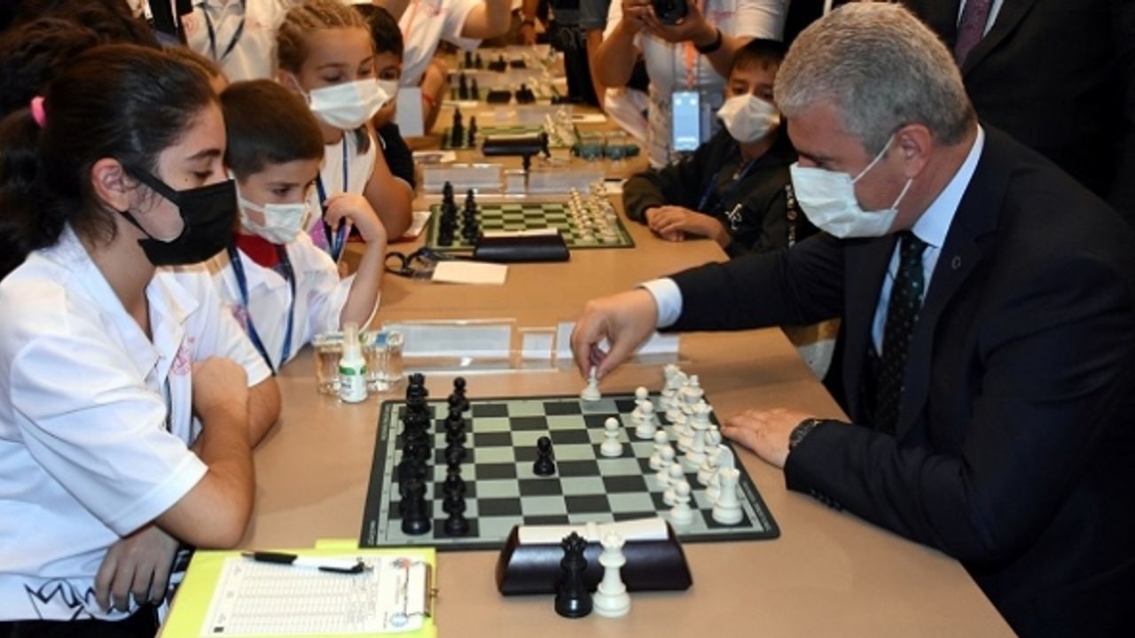 2021 Uluslararası Ahilik Yılı Açık Satranç Turnuvası Kırşehir'de başladı