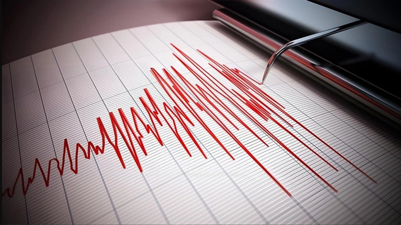 İzmir'de 5,1 büyüklüğünde deprem gerçekleşti!