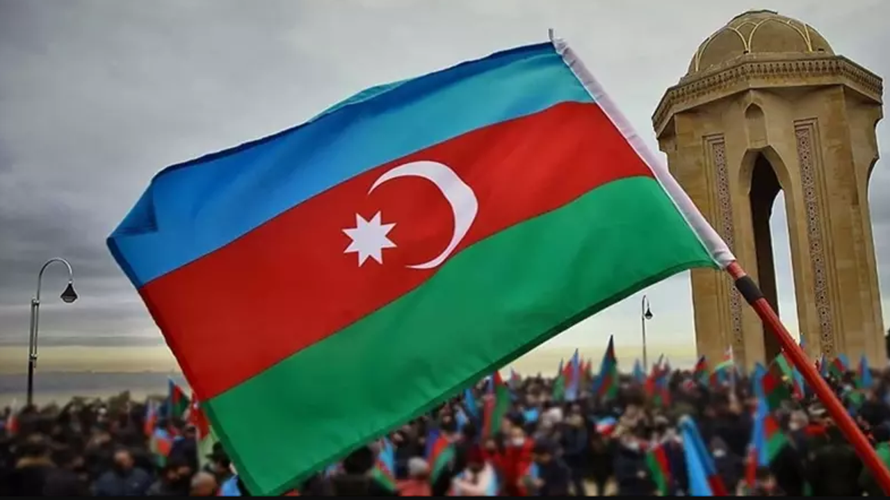 Azerbaycan'da seçim gününde 30 yıl sonra ilk yaşandı!