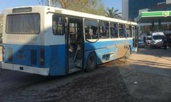 Gardiyanları taşıyan otobüse bombalı saldırı: Ölü ve yaralılar var