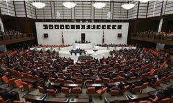 'Evimde tanımadığım kişiler var' iddiası... CHP'li Onursal Adıgüzel Meclis'e taşıdı