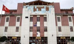 Düzce'deki depremde adliye binasının hasar görmesi tepkilere yol açtı: 'En temel sorun denetimsizlik'