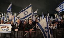 Netanyahu'nun yargı reformu: İsraillilerin tepki gösterdiği düzenlemede neler var?