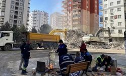 Adana: 'Her şeyimiz çöktü, elimizde sadece bir anahtarımız kaldı'