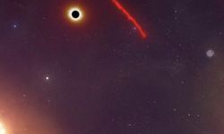 Galaksimizin merkezindeki kara deliğe gizemli bir cisim sürükleniyor