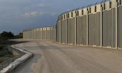 Yunanistan Başbakanı Miçotakis, Türkiye sınırındaki duvar için AB'den fon istedi: "Artık vakti geldi"