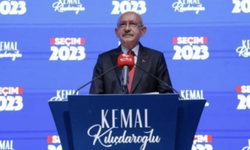 CHP'de Kılıçdaroğlu 'Mücadele sürecek' mesajı verirken eleştirenlerin sesi yükseliyor: Devam mı, kurultay mı?