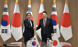 Japonya ve Güney Kore, Çin ve Kuzey Kore'ye karşı 'tarihi sorunları' geride bırakıyor