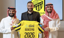 Karim Benzema, Al-Ittihad ile imzaladı