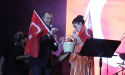 Melek Mosso konseri yüzünden linç edilen AKP’li belediye başkanı Cüneyt Yüksel’den istifa kararı