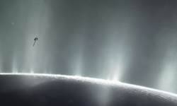 Satürn'ün uydusundaki büyük buluş uzaylı yaşamın keşfine dair umudu artırdı