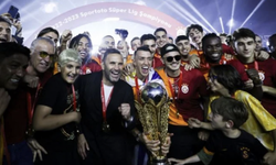 Süper Lig'de 23. kez şampiyon Galatasaray kupasına kavuştu