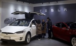 Elektrikli araç rekabetinde Tesla'dan yeni indirim hamlesi