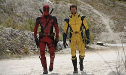 Hugh Jackman Deadpool 3'ten bir kare paylaştı.