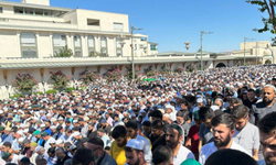 Menzil Şeyhi'nin cenazesine yoğun katılım!