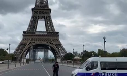 Paris'in  Eyfel Kulesin'de Bomba Alarmı!