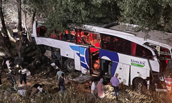 Yozgat'ta yolcu otobüsü uçuruma yuvarlandı