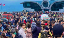 Azerbaycan'ın Operasyonu Sonrası Hocalı'daki Ermeniler Şehri Terk Ediyor