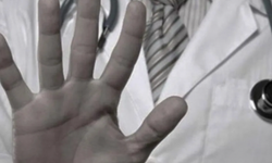 Doktora “Sizi boşuna dövmüyorlar hak ediyorsunuz dayağı” Diyen Hastaya Dava