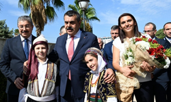 Milli Eğitim Bakanı Yusuf Tekin, Osmaniye Valiliğini Ziyaret Etti
