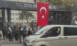 Başkentte Terör Olayının Yaşandığı Yere Türk Bayrağı Asıldı