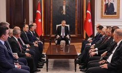 İçişleri Bakanı Ali Yerlikaya'ya 'Geçmiş Olsun' Ziyareti!