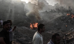 İsrail, Gazze'deki Türk-Filistin Dostluk Hastanesi'ni Hava Saldırısıyla Vurdu