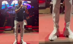 Mustafa Sandal Öyle Bir Ayakkabı Giydi ki Herkesin Diline Düştü!