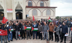Bölge Camilerinde Gazze İçin Dua Edildi: Erzurum, Erzincan, Ağrı, Kars ve Ardahan'da Bir Araya Gelindi