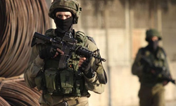  "İsrail Ordusu Gazze'deki Parlamento Binasını Patlatarak Yıktı: Bölgede Gerilim Yükseliyor"