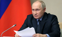 Putin 'Yerinde Rahat' Tekrar Aday Olacak