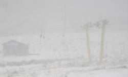 Uludağ'da Kar, Fırtına ve Sis Etkisi: Tedbirler Artırıldı