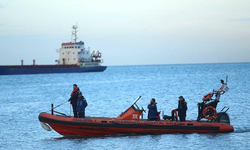 "Zonguldak'ta Kaybolan Gemi Mürettebatı İçin Arama Çalışmaları Olumsuz Hava Koşullarında Durduruldu"