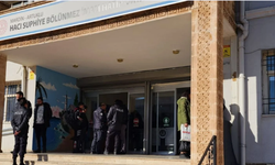 Mardin'de bir hakimin polisle okulu basıp 3 öğrenciyi gözaltına aldırdığı iddia edildi