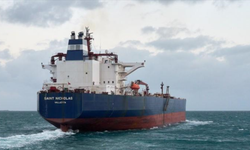 TÜPRAŞ'ın 140 bin ton ham petrol taşıyan gemiyle iletişimi kesildi: Silahlı maskeli kişiler gemide iddiası