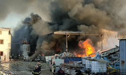 Ankara Sincan Organize Sanayi Bölgesi'nde Fabrikada Yangın Çıktı