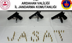 Ardahan'da Silah Kaçakçılarına Operasyon: 4 Şüpheli Tutuklu!