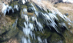 Girlevik Şelalesi'nde buz sarkıtları görsel şölene dönüştü