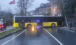 Beyoğlu'nda otobüs duvara çarptı: 7 Yaralı!