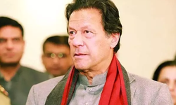Eski Pakistan Başbakanı Khan yasadışı evlilikten suçlu bulundu