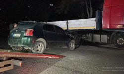 Eskişehir'de alkollü sürücü TIR'ın yakıt deposuna çarptı!