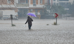 Antalya'da Yoğun Yağışlar Eğitimi Etkiledi: 3 İlçede Eğitime 1 Gün Ara