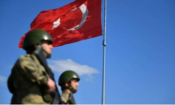 MSB: Irak'ın Kuzeyinden Kaçan 2 PKK'lı Terörist, Hudut Karakoluna Teslim Oldu