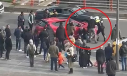 Tartıştığı Polislere Saldırdı: Diyarbakır'da Otomobil Sürücüsü Kaçtı