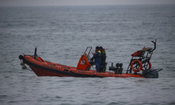 Marmara Denizi'nde batan kargo gemisini arama çalışmaları sürüyor