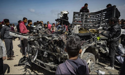 İsrail yine yardım bekleyenlere saldırdı: Çok sayıda ölü ve yaralı var