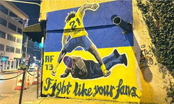 Kadıköy'de Osayi Samuel grafitisi emniyetin talebi üzerine silindi