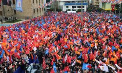 Erdoğan'ın mitinginde "adalet yoksa oy da yok" tişörtüne gözaltı