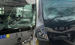 Avcılar’da iki metrobüs çarpıştı! 4 yolcu yaralandı
