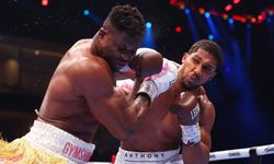 Anthony Joshua'dan Francis Ngannou'ya etkileyici nakavt!